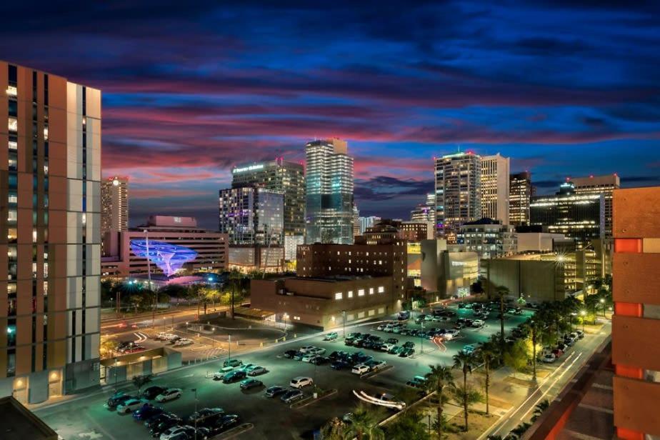Cozysuites Phx Roro Gym, Pool, Pets, Parking! #9 Phoenix Exterior foto
