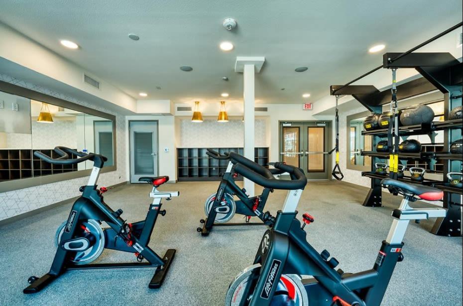 Cozysuites Phx Roro Gym, Pool, Pets, Parking! #9 Phoenix Exterior foto
